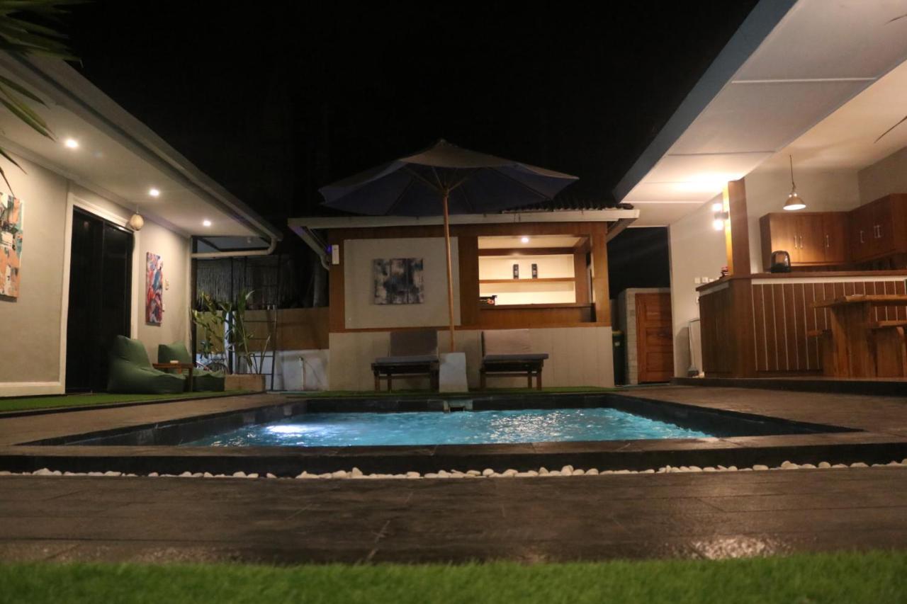 Bale Datu Bungallow Gili Trawangan Esterno foto
